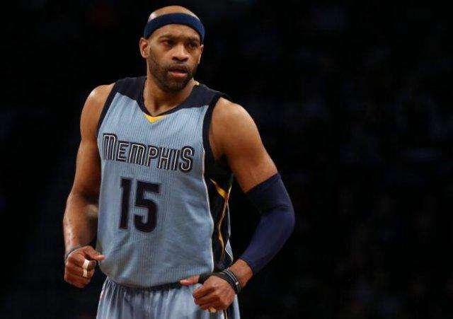 为什么里夫斯同样被外界所高估？防守人见人欺缺陷致命，提升难矣