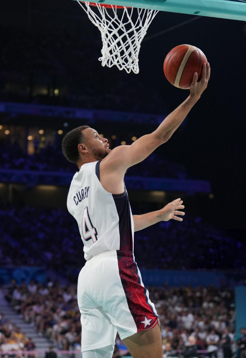 赖伊德凭借 赖伊德凭借