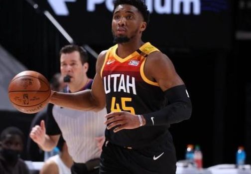 球员表现 球员表现