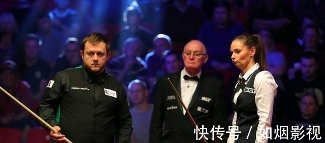 你什么冠军？比达尔伸两根手指回应球迷辱骂：我有两座美洲杯.