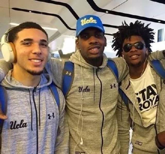 与后点包抄 与后点包抄